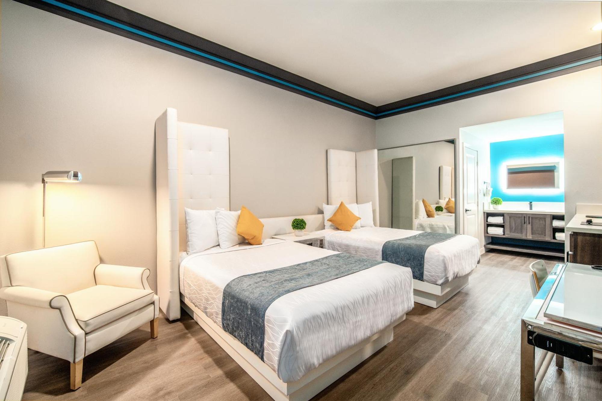 Aspire Inn Studios & Spas เบลฟลาวเวอร์ ภายนอก รูปภาพ